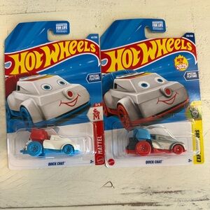 Lot of 2 Hot Wheels Quick Chat 2024 White and 2025 Silver New Models